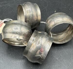 Dillards Aukey VTG Silver tone Elegant Linens Napkin Rings Set Of 4 -A97